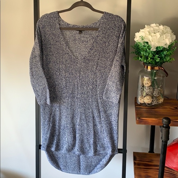 Express Lightweight Knit Sweater *NEVER WORN* - Picture 1 of 3